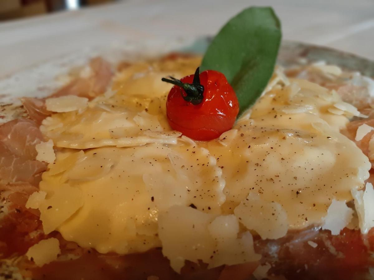 Hotel Suedlohner Hof - Ristorante Da Fabio Buitenkant foto